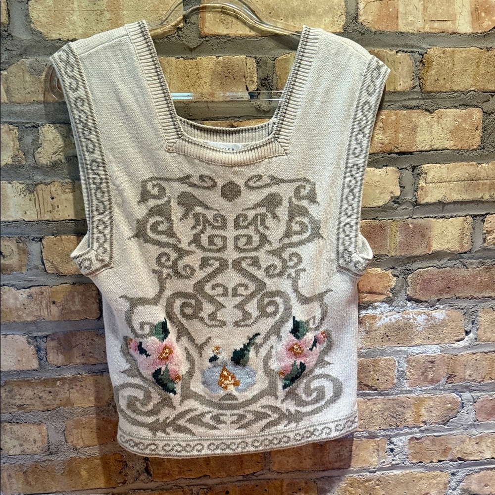 Beautiful premier vision, floral women’s vest